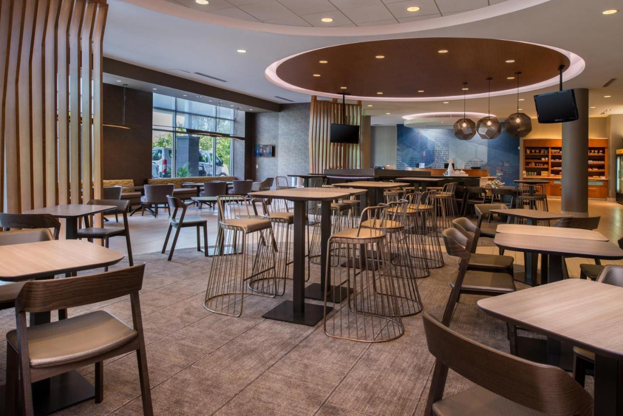 Springhill Suites Pittsburgh Southside Works Exterior foto