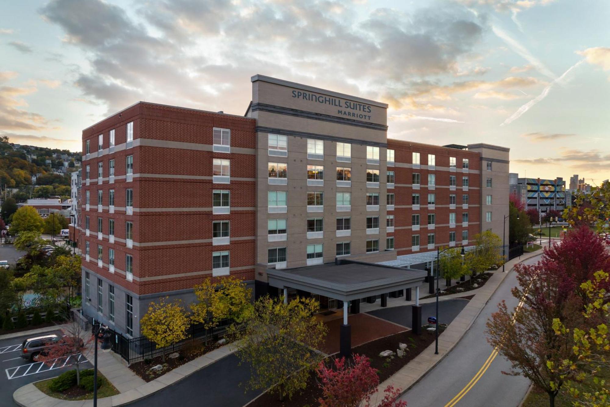 Springhill Suites Pittsburgh Southside Works Exterior foto